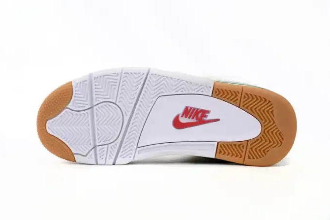 Green DR5415-103 Jordan Pine Retro SB 4 0507